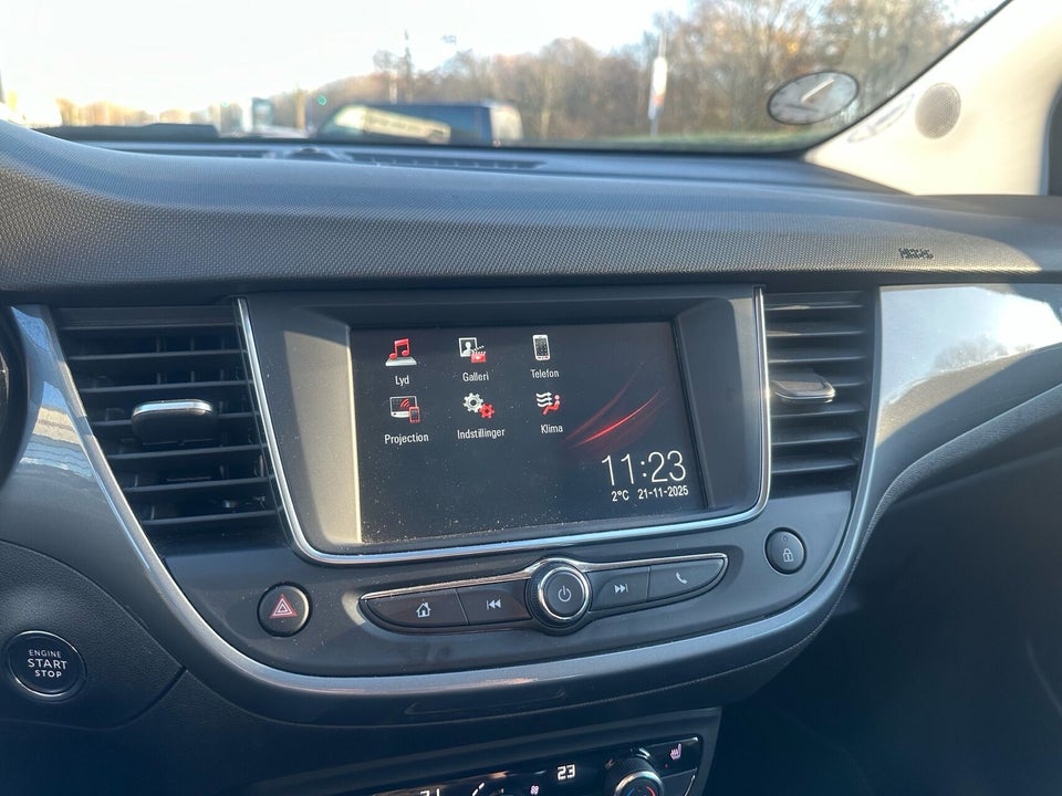 Opel Crossland X 1,2 T 110 Impress 5d