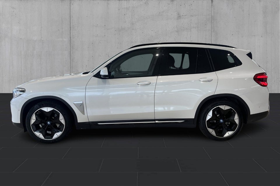 BMW iX3 Charged Plus 5d