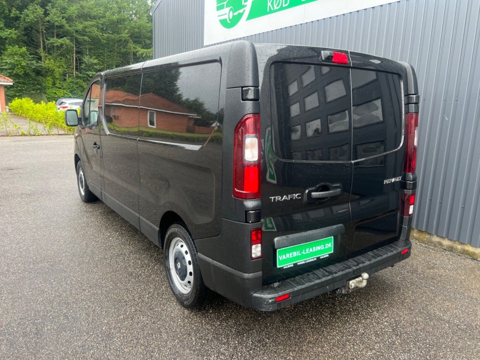 Renault Trafic T29 2,0 dCi 120 L2H1