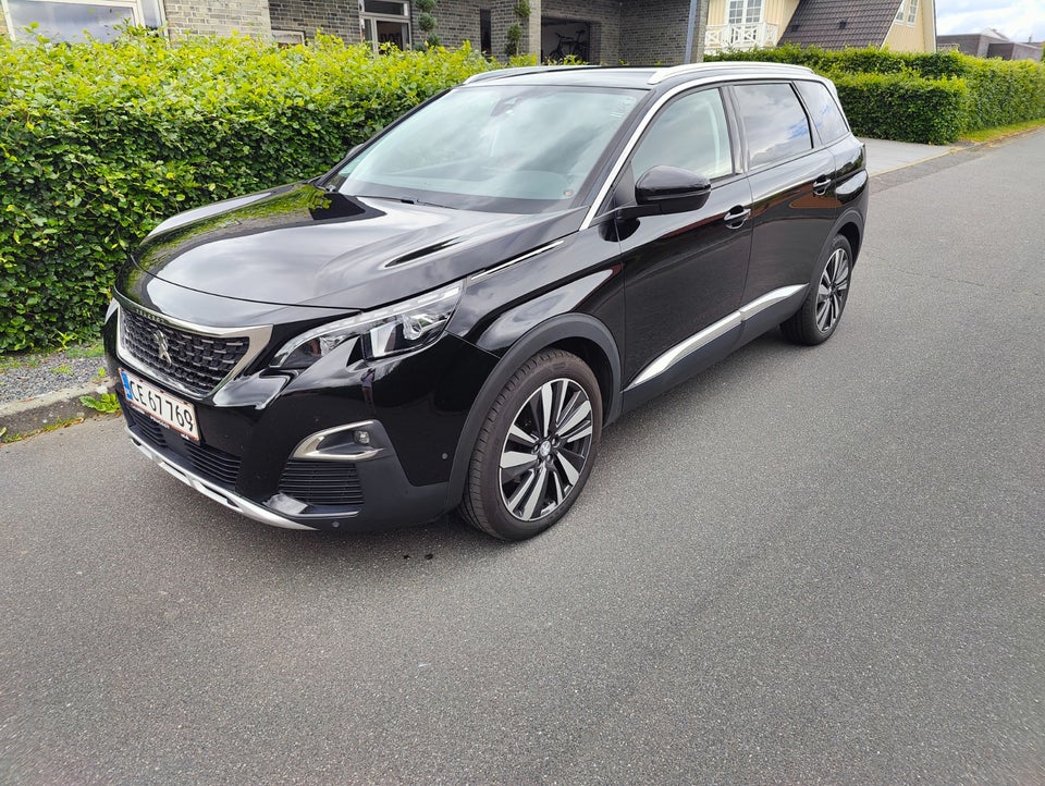 Peugeot 5008 1,5 BlueHDi 130 Allure 5d