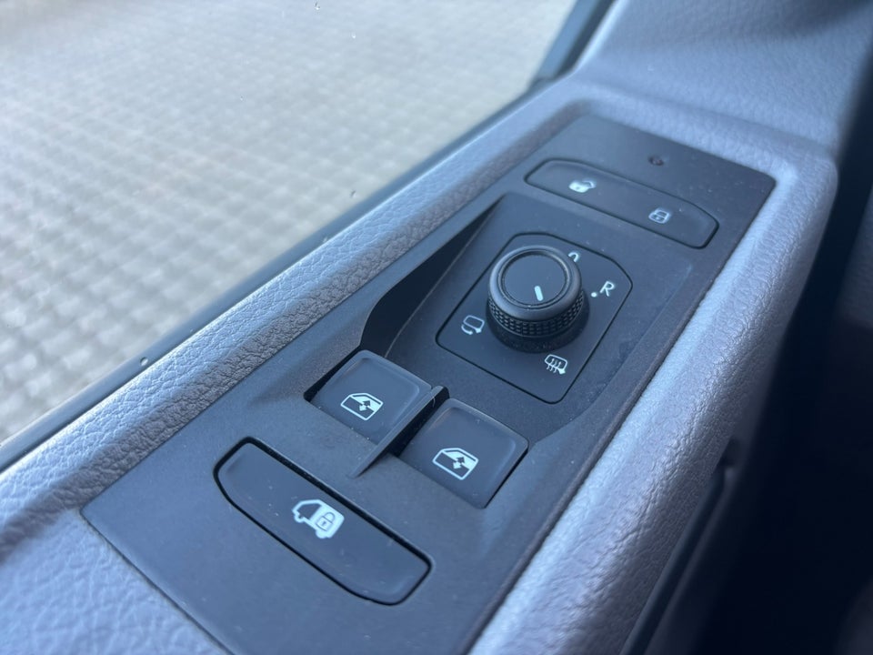 VW Transporter 2,0 TDi 204 Kassevogn DSG lang