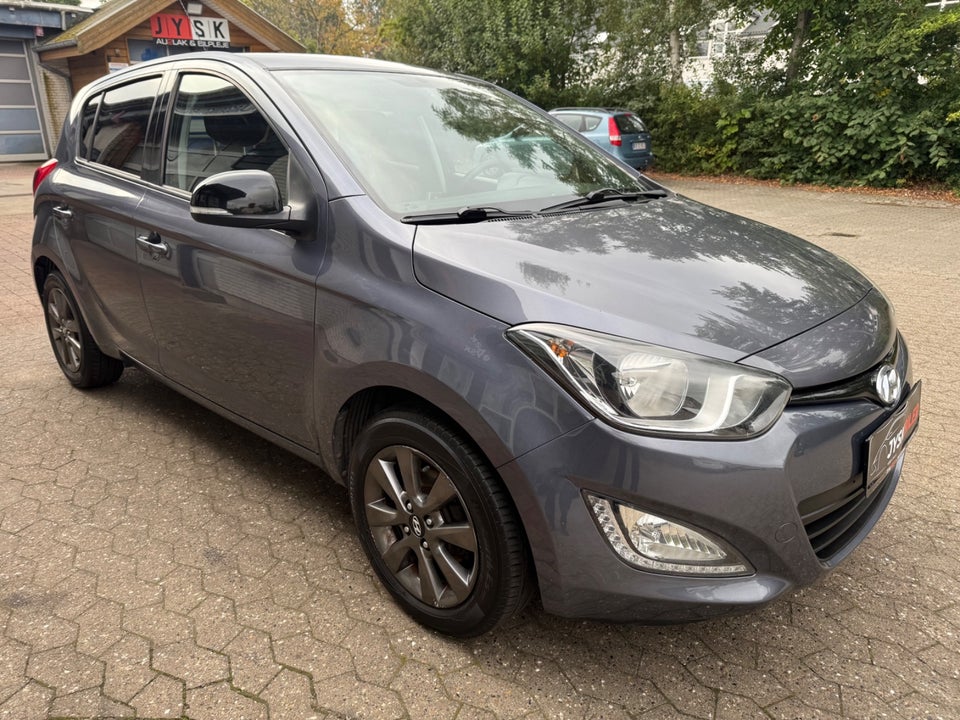 Hyundai i20 1,25 Classic XTR 5d