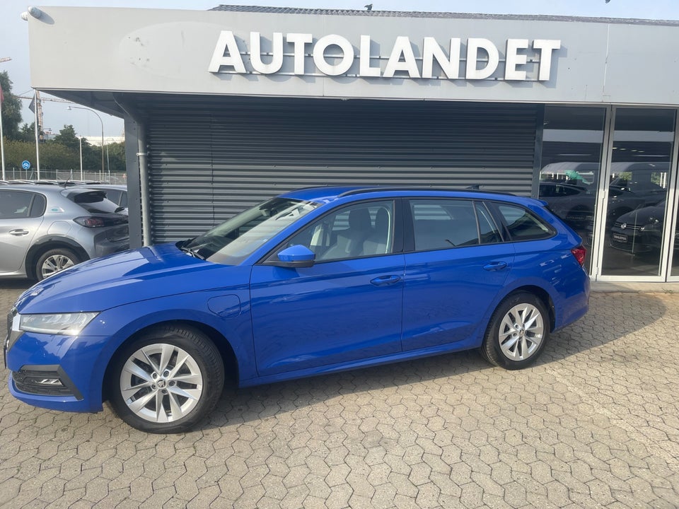 Skoda Octavia 1,4 TSi iV Plus Combi DSG 5d