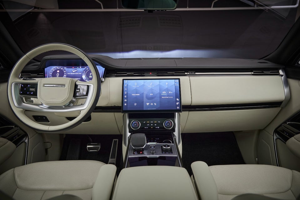 Land Rover Range Rover 3,0 P440e Autobiography aut. LWB 5d