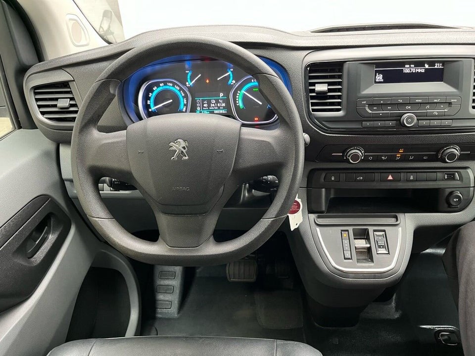 Peugeot e-Expert 50 L2 Premium Van