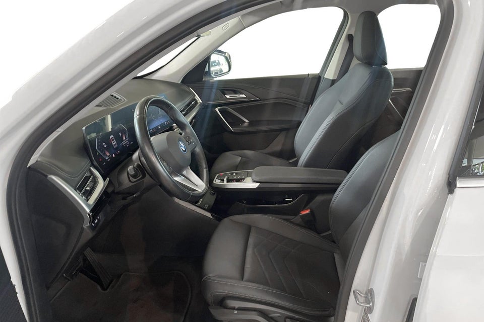 BMW iX1 xDrive30 X-Line 5d