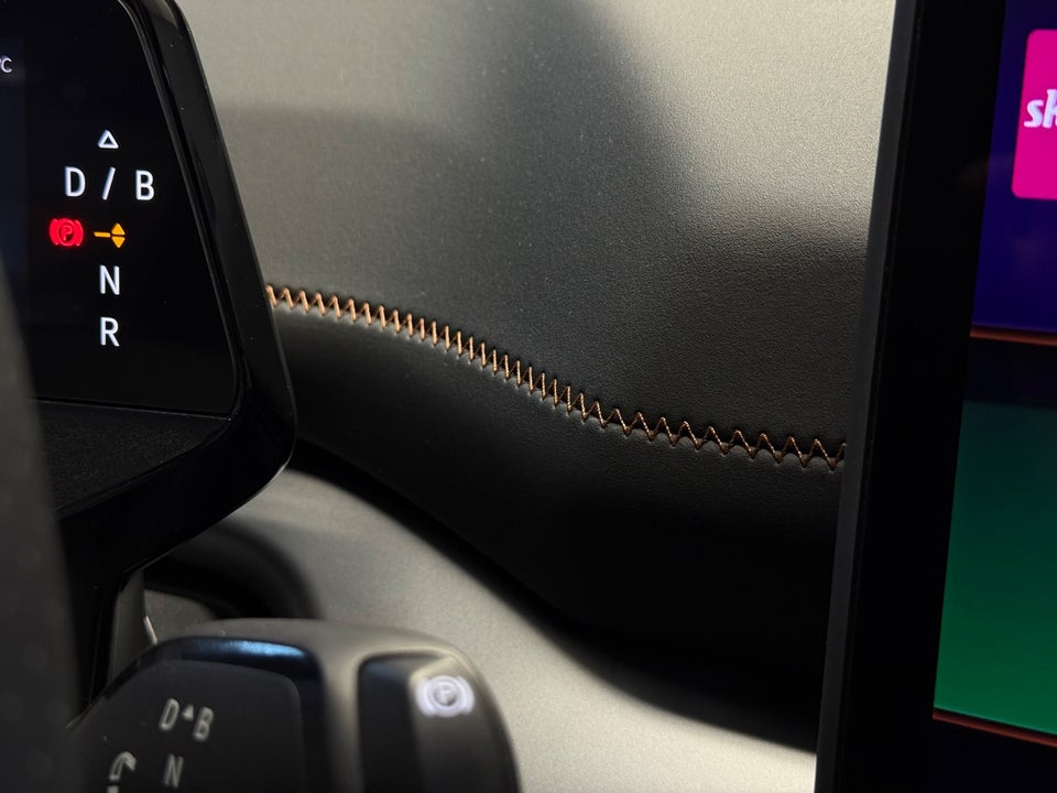 Cupra Born 77 e-Boost Business Edition+ 5d