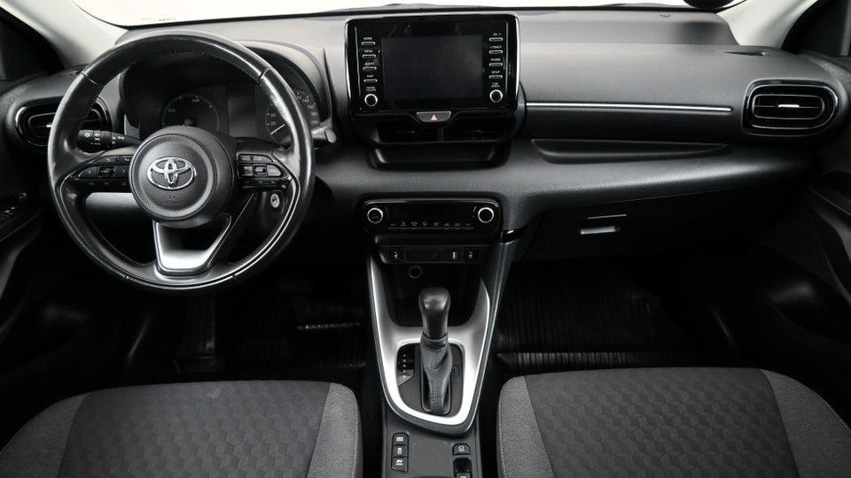 Toyota Yaris 1,5 Hybrid H3 e-CVT 5d