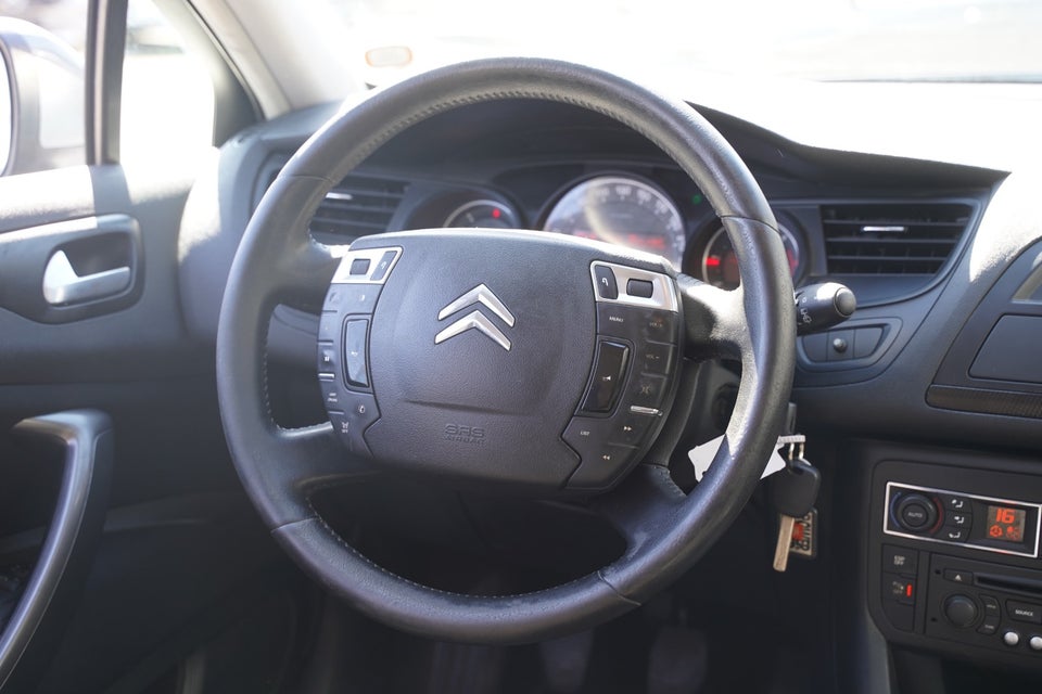 Citroën C5 2,0 HDi 140 Attraction Tourer 5d