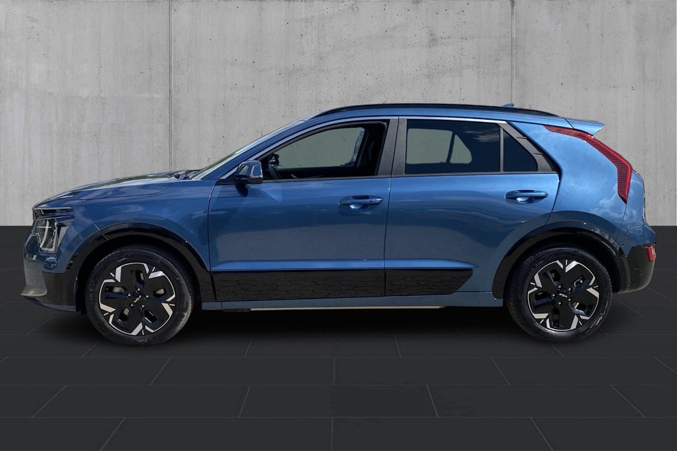 Kia Niro 64 EV Premium 5d