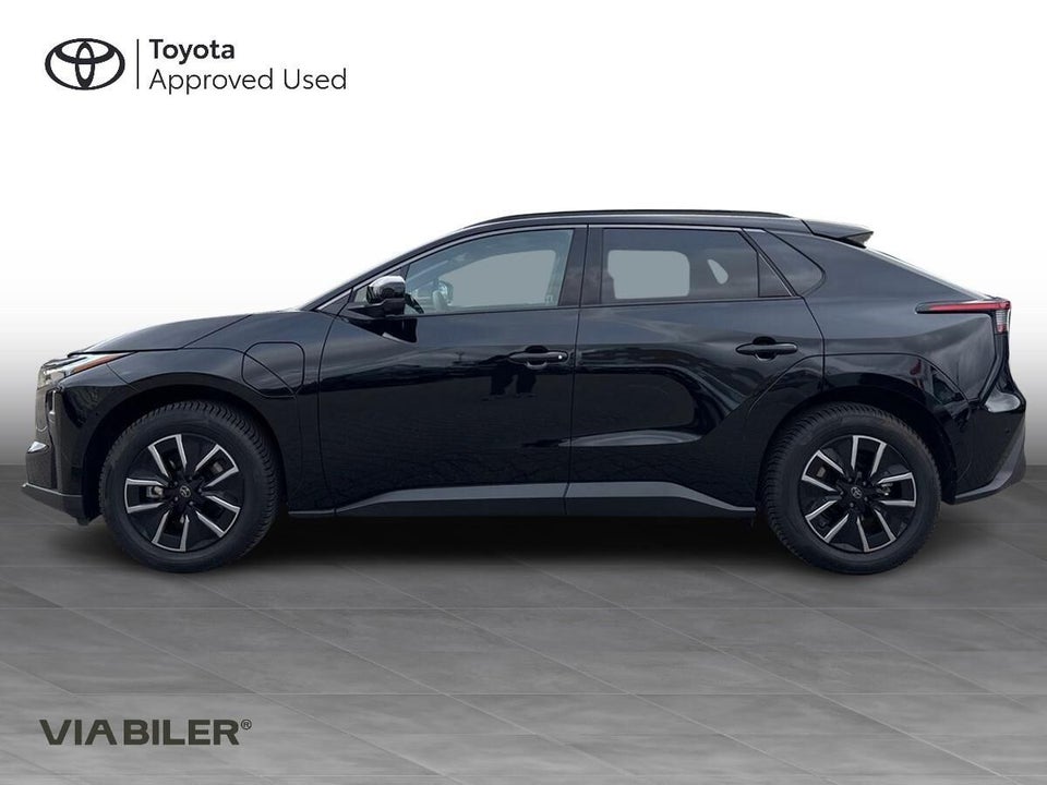 Toyota bZ4X 73 Executive 5d