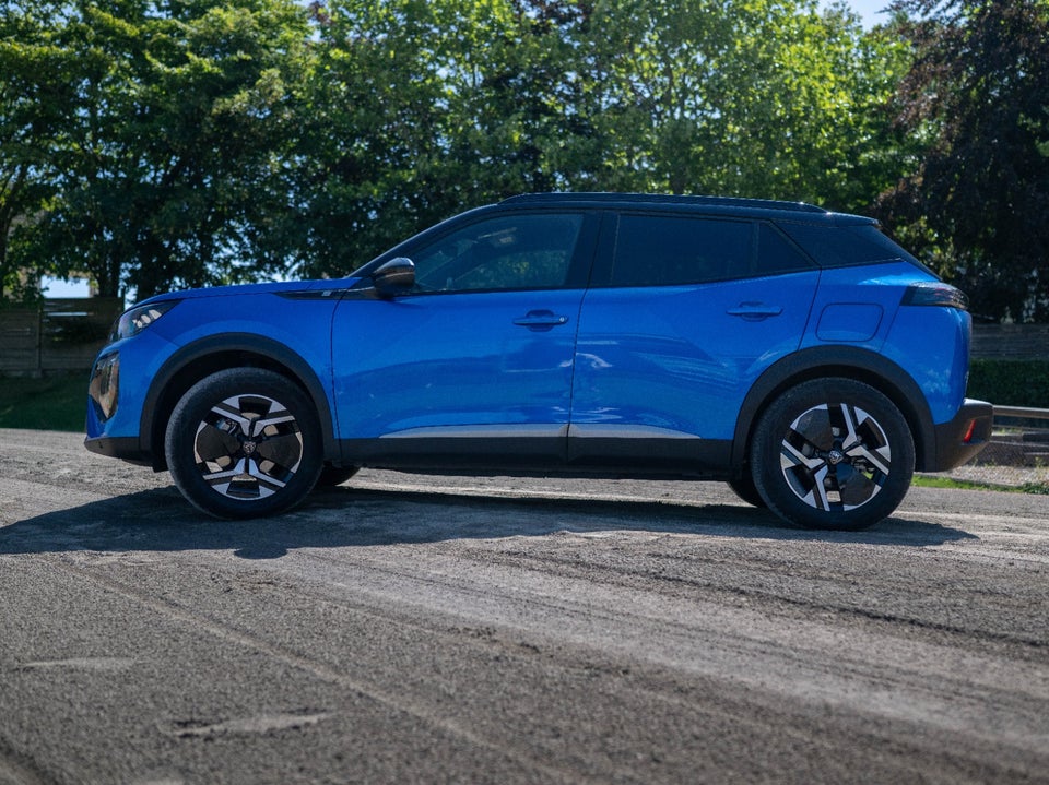 Peugeot e-2008 54 GT 5d