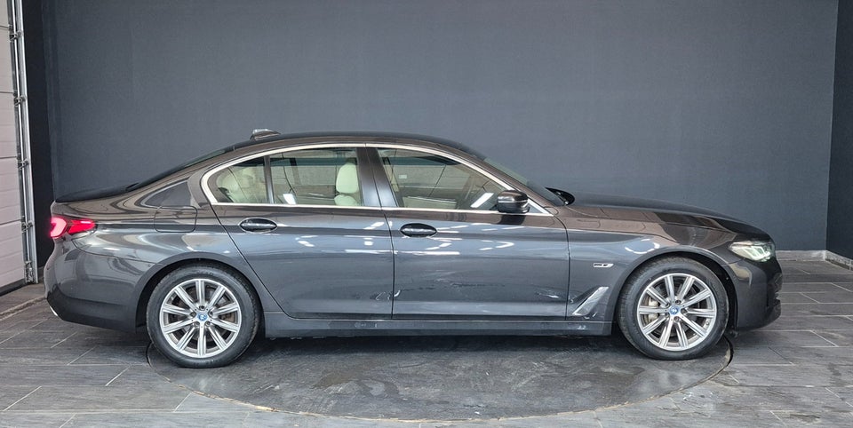 BMW 545e 3,0 Sport Line xDrive aut. 4d