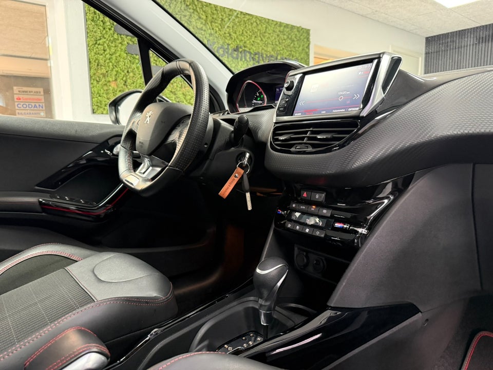 Peugeot 2008 1,5 BlueHDi 120 GT Line Sky EAT6 5d