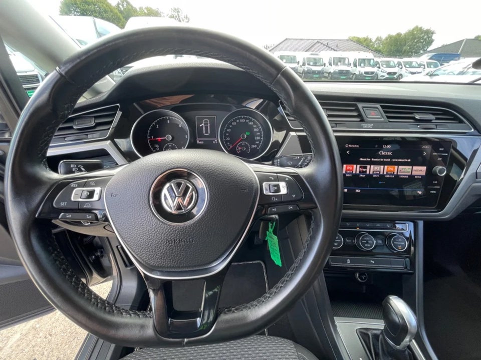 VW Touran 1,6 TDi 115 Comfortline DSG Van 5d