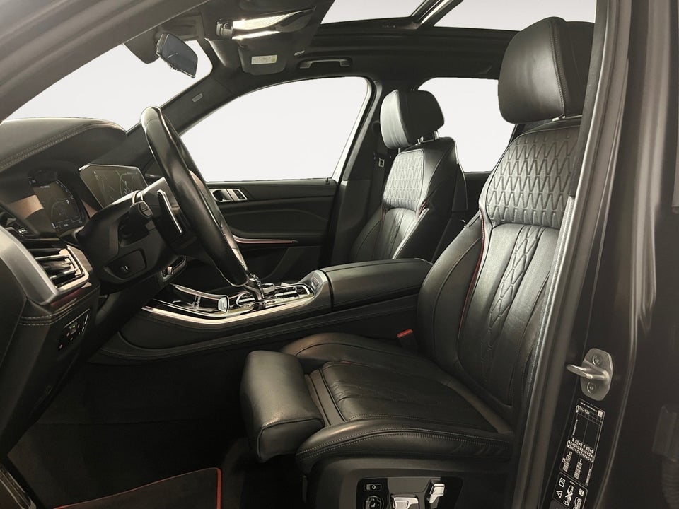 BMW X5 4,4 M50i Connected xDrive aut. 5d