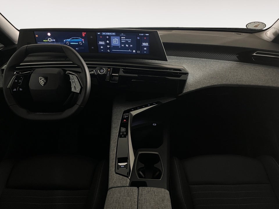 Peugeot e-3008 77 Allure 5d