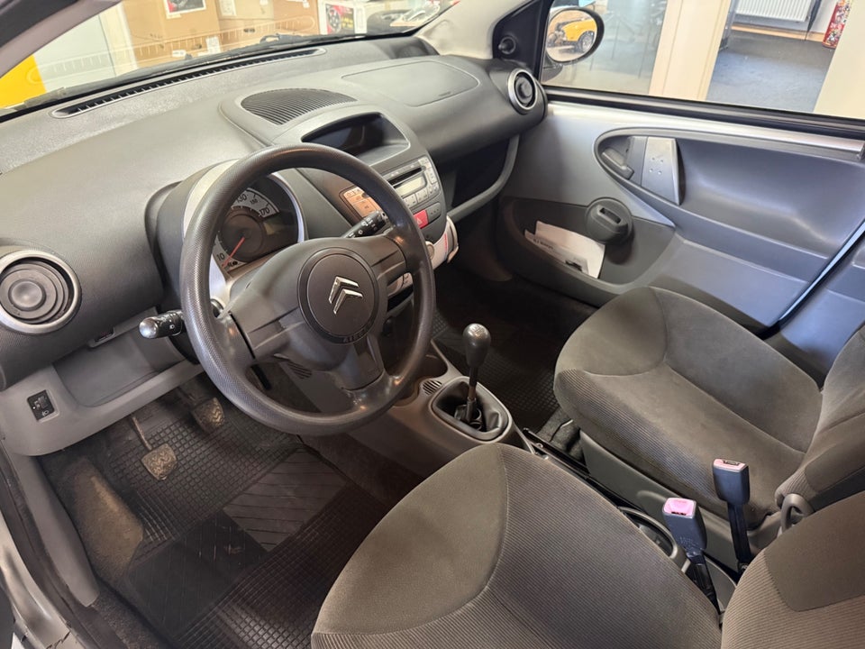 Citroën C1 1,0i  5d
