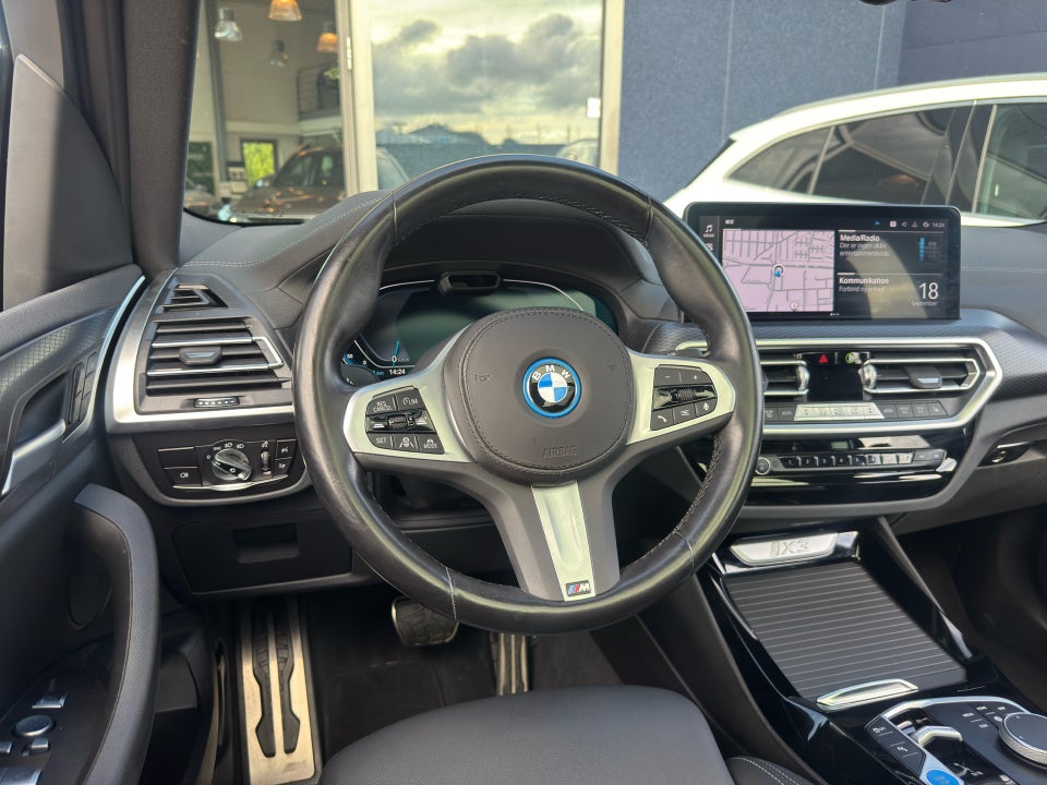 BMW iX3 Charged M-Sport 5d
