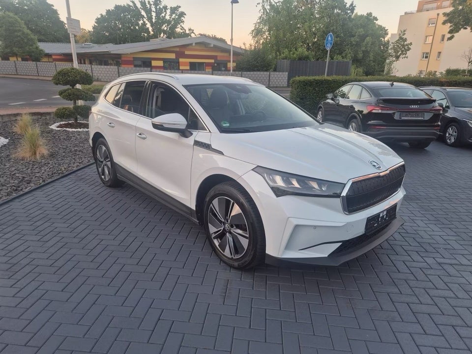 Skoda Enyaq 85 iV Loft 5d
