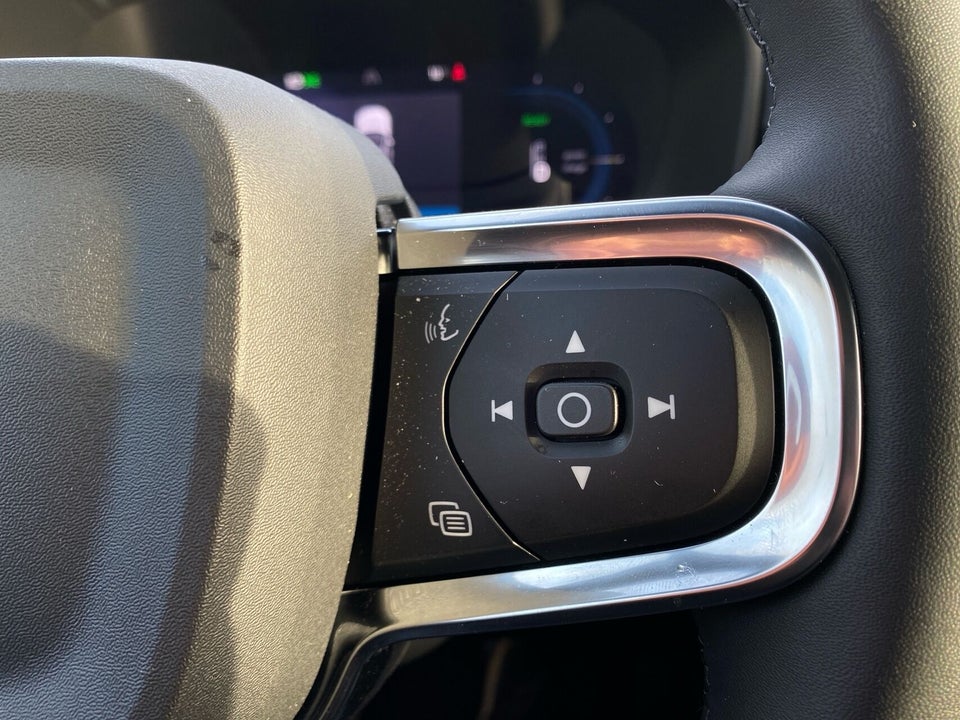 Volvo XC40 ReCharge Extended Range Core 5d