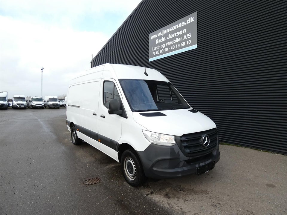 Mercedes Sprinter 319 3,0 CDi A2 Kassevogn aut. RWD