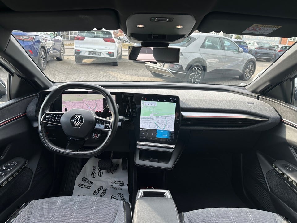 Renault Megane E-Tech 60 Techno 5d