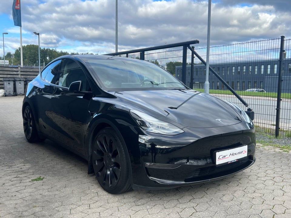 Tesla Model Y Performance AWD 5d