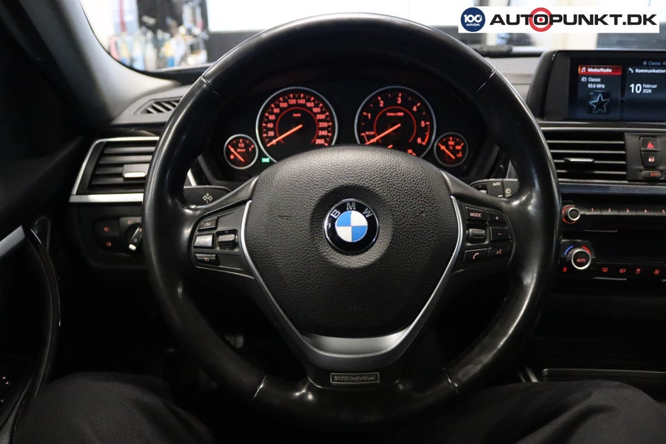 BMW 320d 2,0 Touring Sport Line aut. 5d