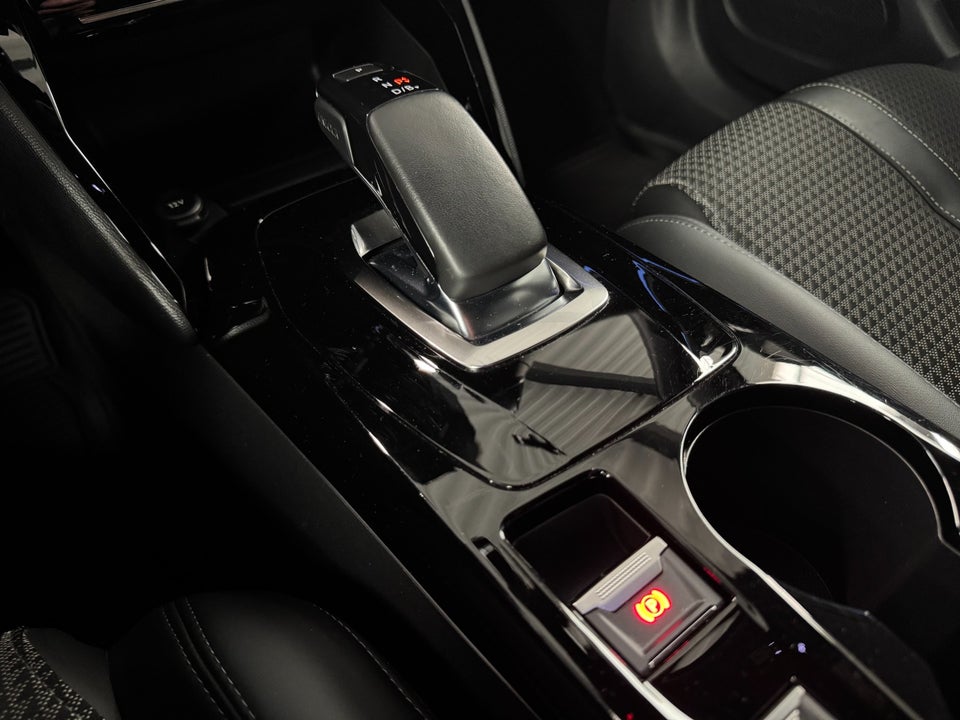 Peugeot e-2008 50 GT Line 5d