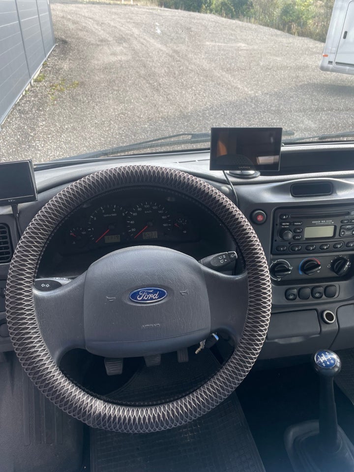 Ford Hobby 2,0 TD 125 3d