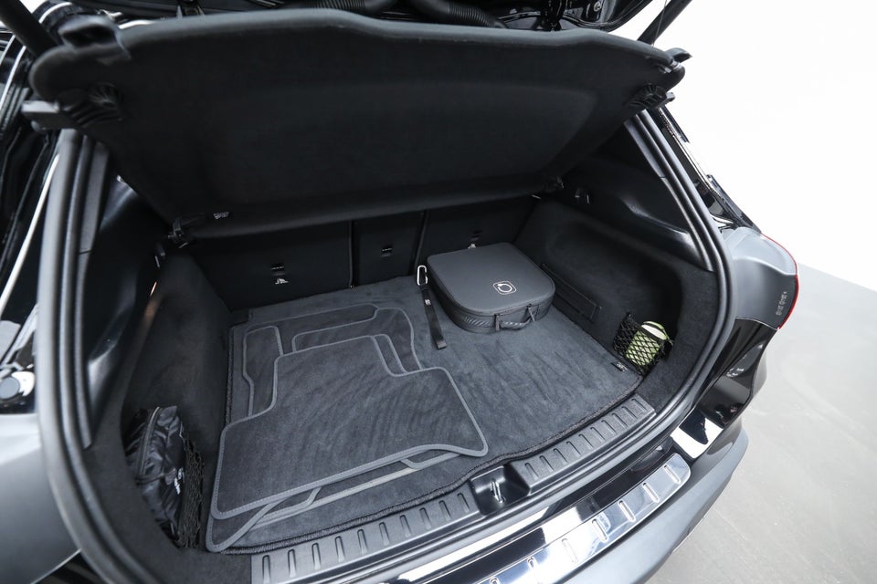 Mercedes EQA250+ AMG Advance 5d