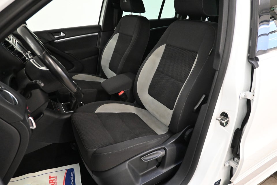 VW Tiguan 1,4 TSi 160 R-line 4Motion 5d