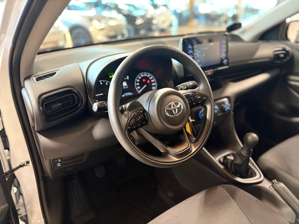 Toyota Yaris 1,0 T1 5d