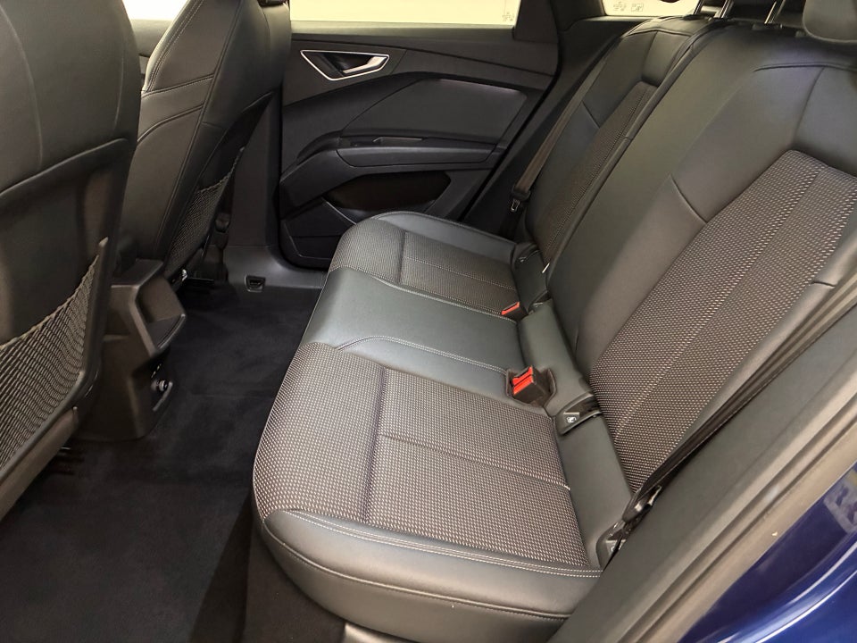 Audi Q4 e-tron 40 S-line 5d