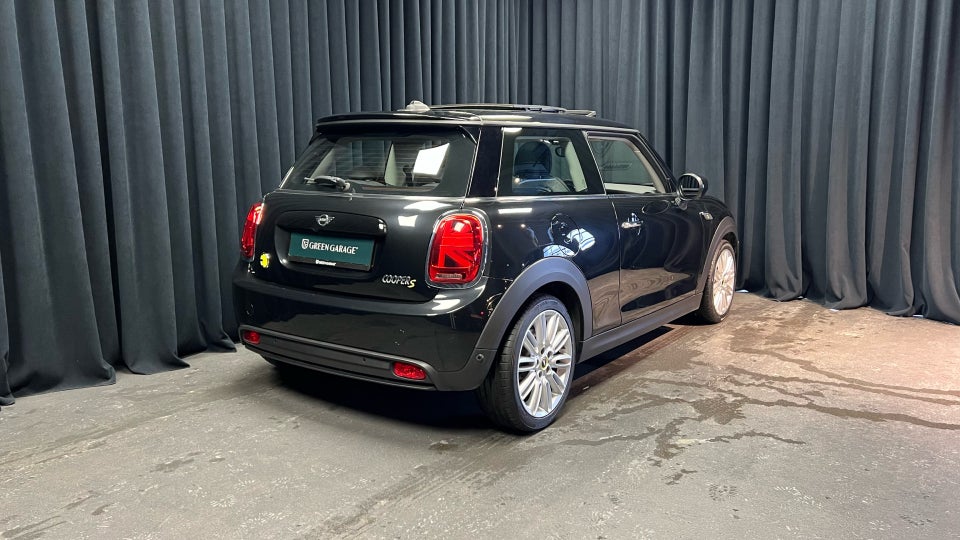 MINI Cooper SE Edition Premium Plus 3d