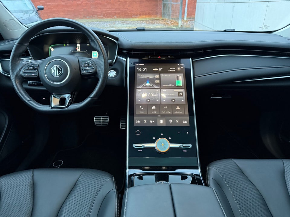 MG Marvel R Luxury 5d