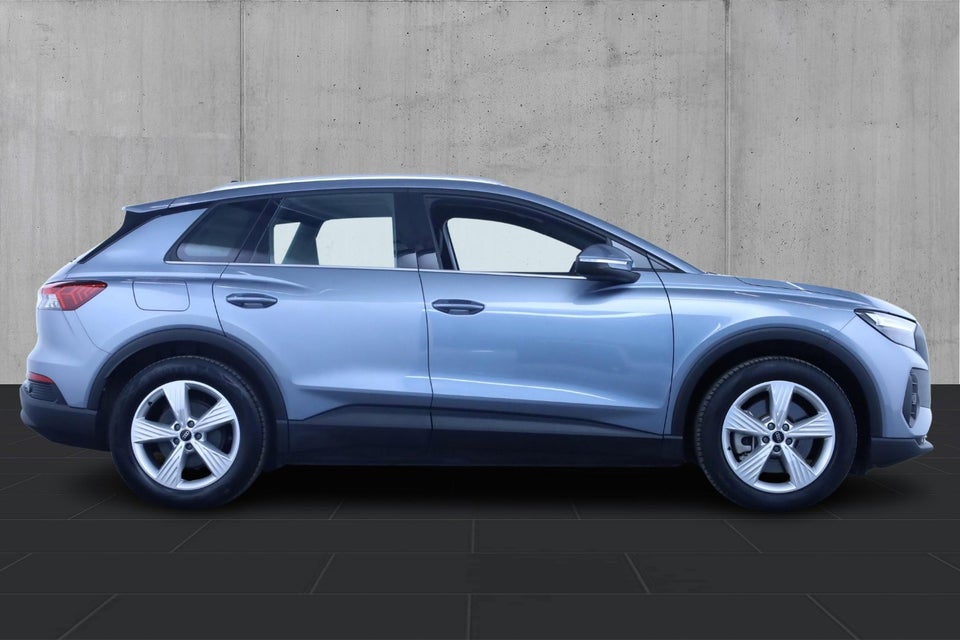 Audi Q4 e-tron 45 Business 5d