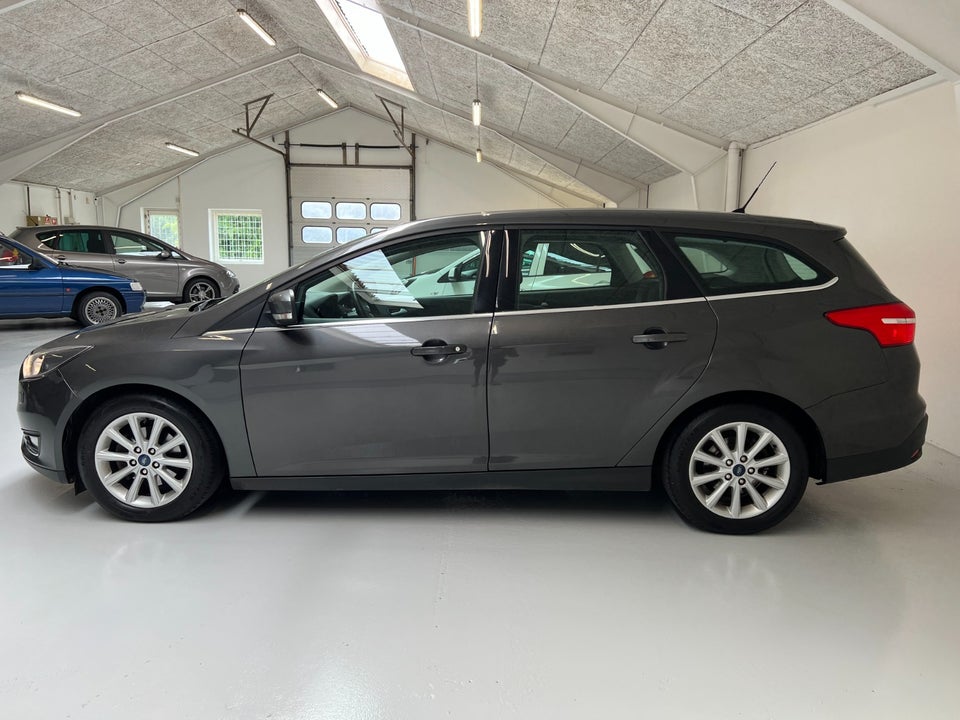 Ford Focus 1,0 SCTi 125 Titanium stc. 5d