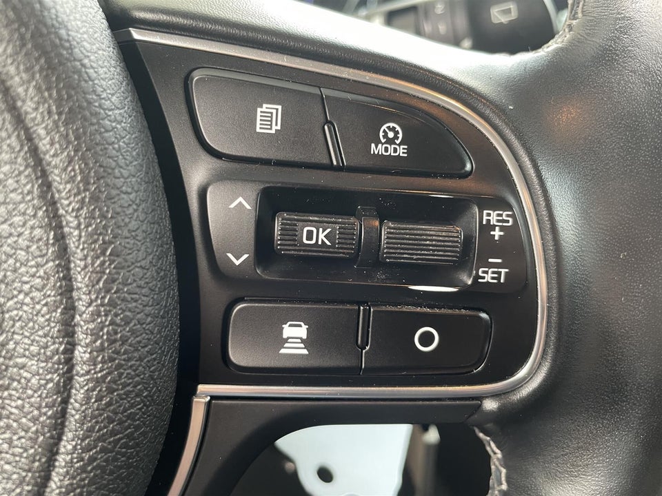 Kia Niro 1,6 PHEV Advance DCT 5d