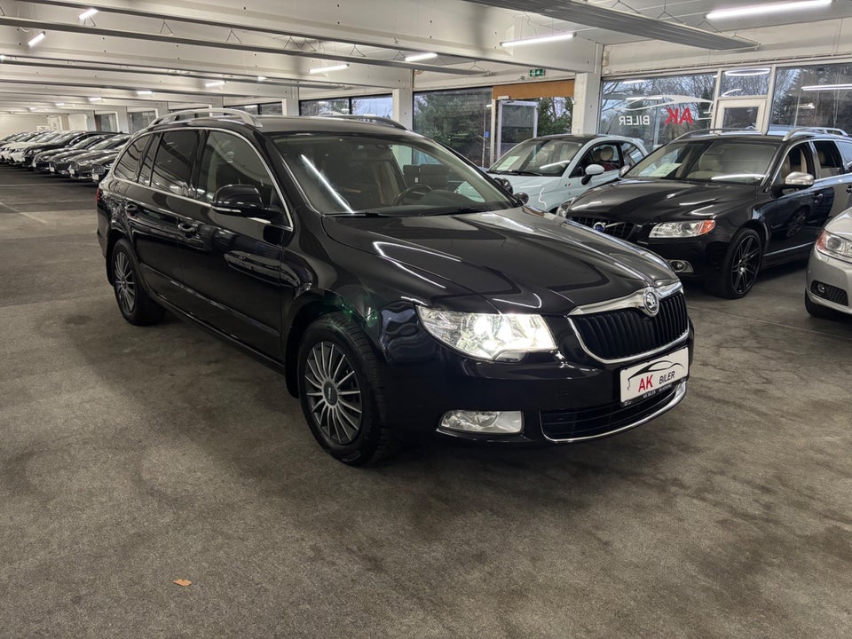 Skoda Superb 2,0 TDi 140 Ambition Combi 5d