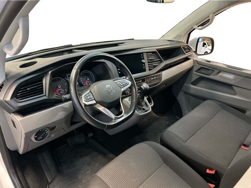 VW Transporter 2,0 TDi 150 Kassevogn DSG lang