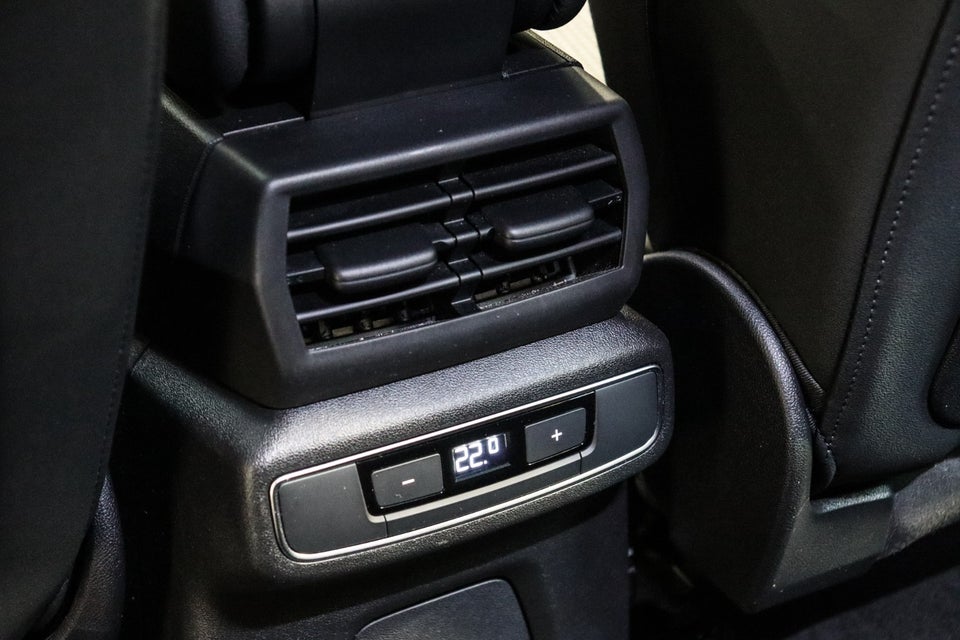 Audi Q4 e-tron 35 S-line Sportback 5d