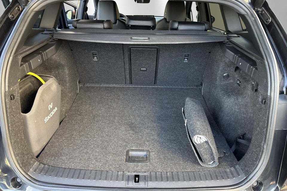 Skoda Enyaq 80x iV Founders Edition 5d