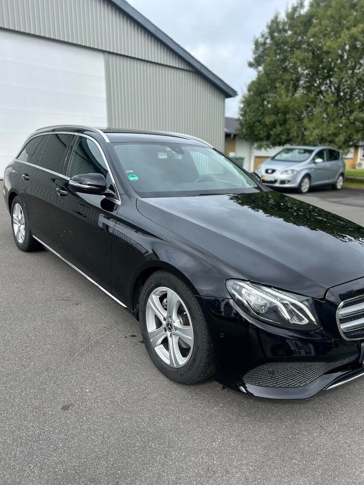 Mercedes E220 d 2,0 AMG Line stc. aut. 5d