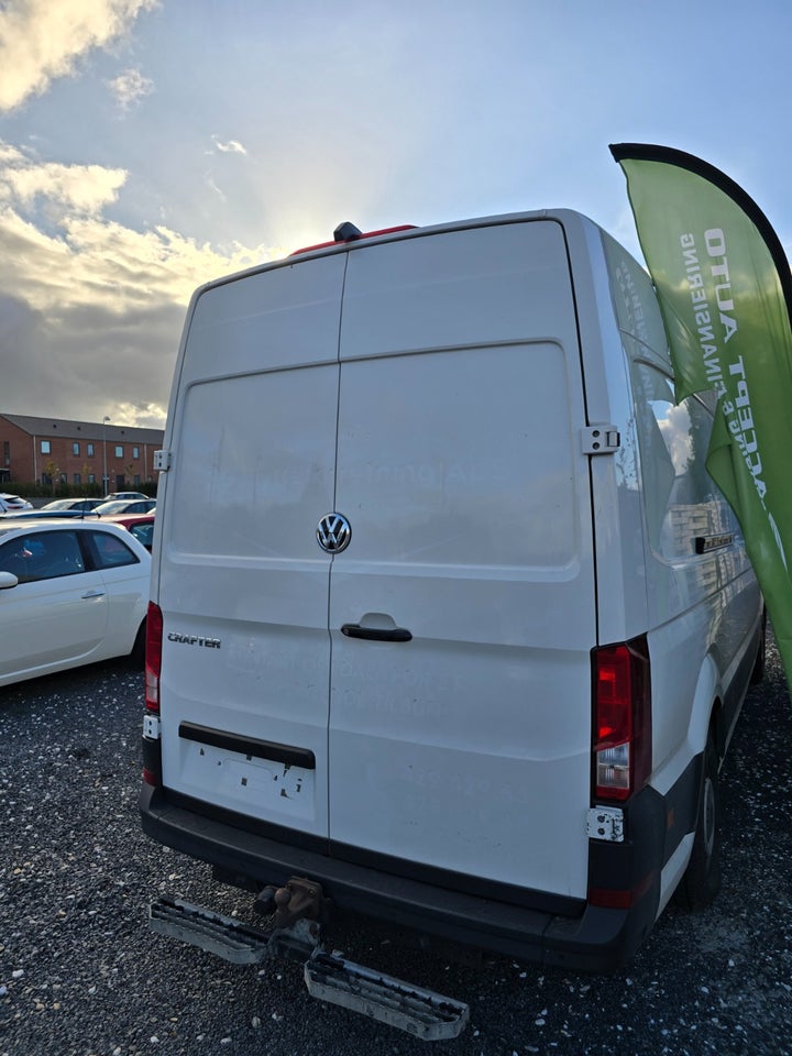 VW Crafter 35 2,0 TDi 177 Kassevogn L4H3 aut.