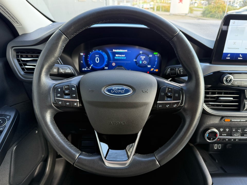 Ford Kuga 2,5 PHEV Titanium CVT 5d