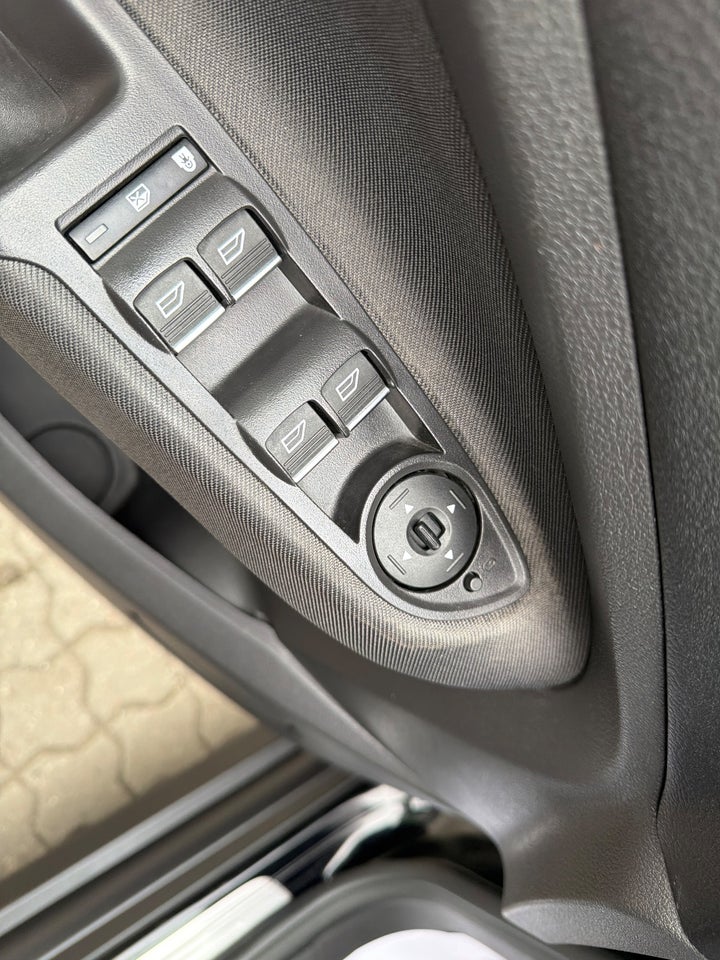 Ford Grand C-MAX 1,0 SCTi 125 Titanium 5d