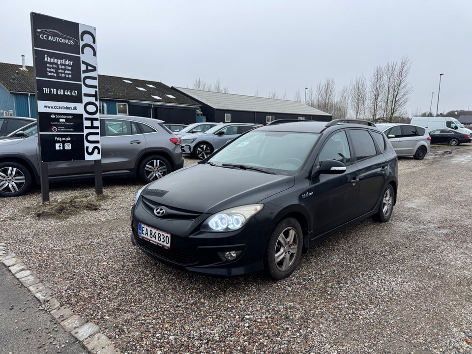 Hyundai i30 1,4 CRDi 90 Comfort CW 5d