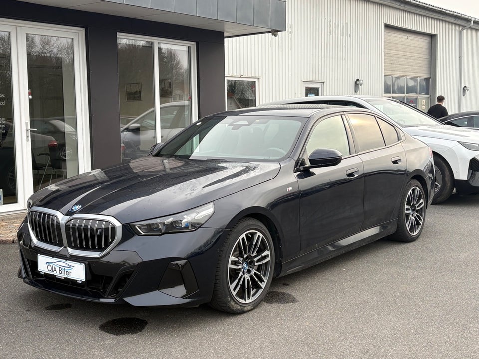 BMW i5 eDrive40 M-Sport 4d